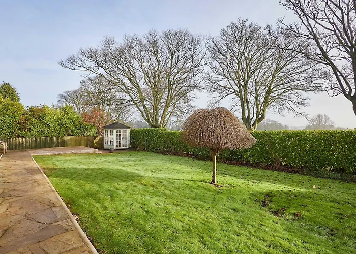 Apartment Host & - Deepdale *